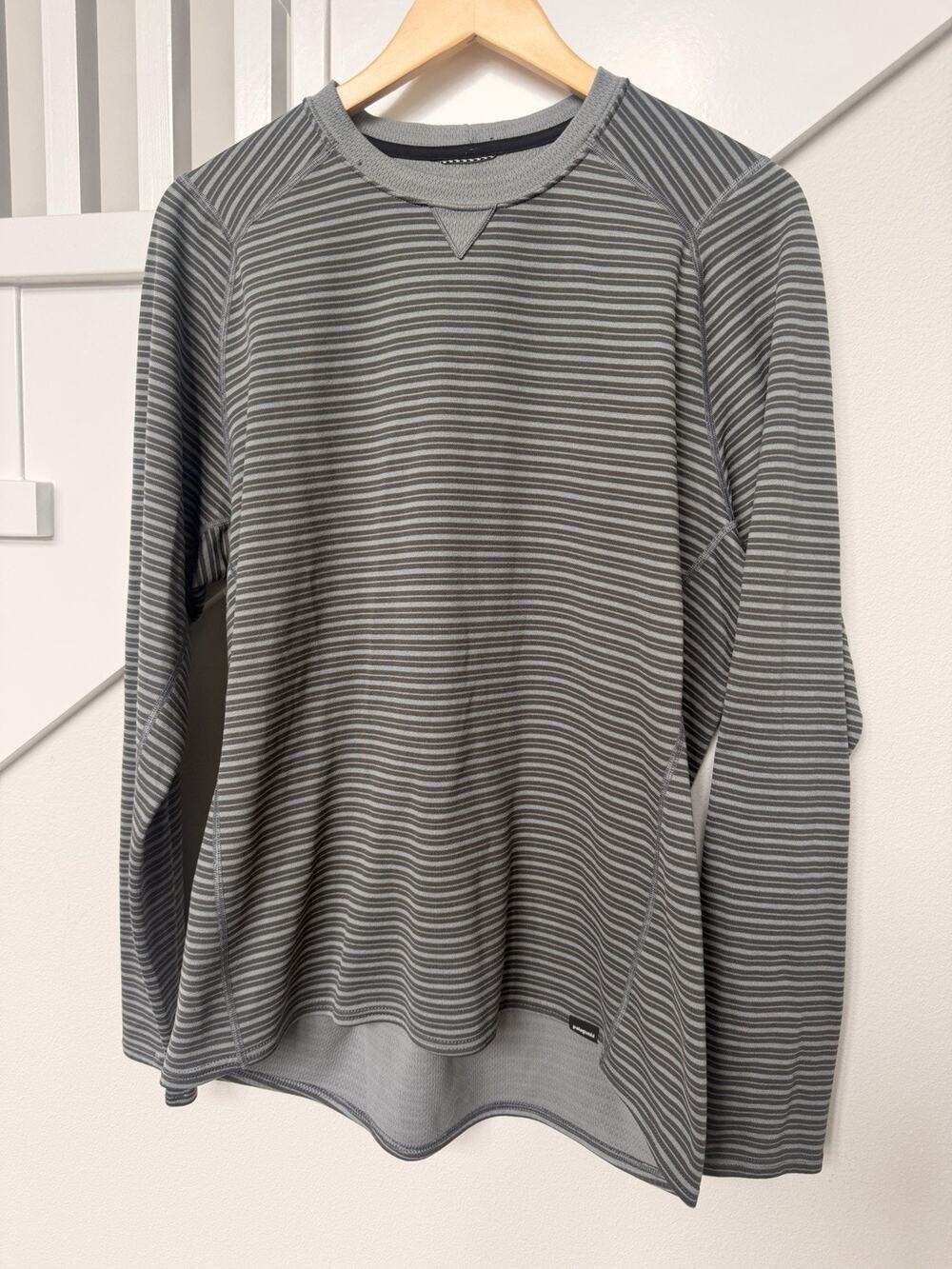 Men’s Patagonia Polartec Capilene 3 Long Sleeve Shirt Base Layer Size Large Grey